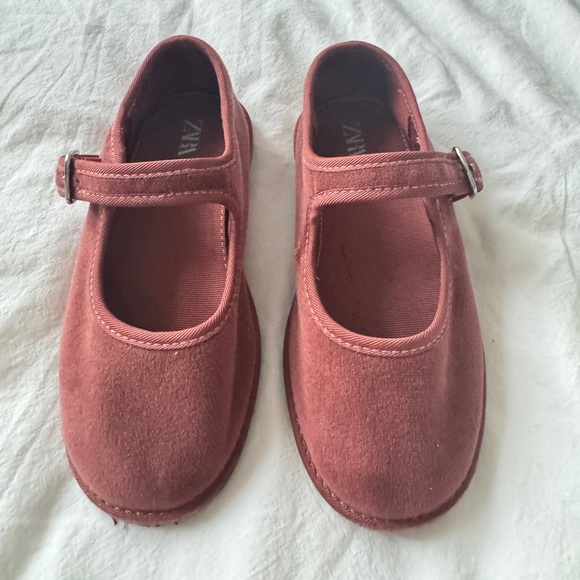 Zara Pink Dress Shoes with Suede Finish - Picture 3 of 7